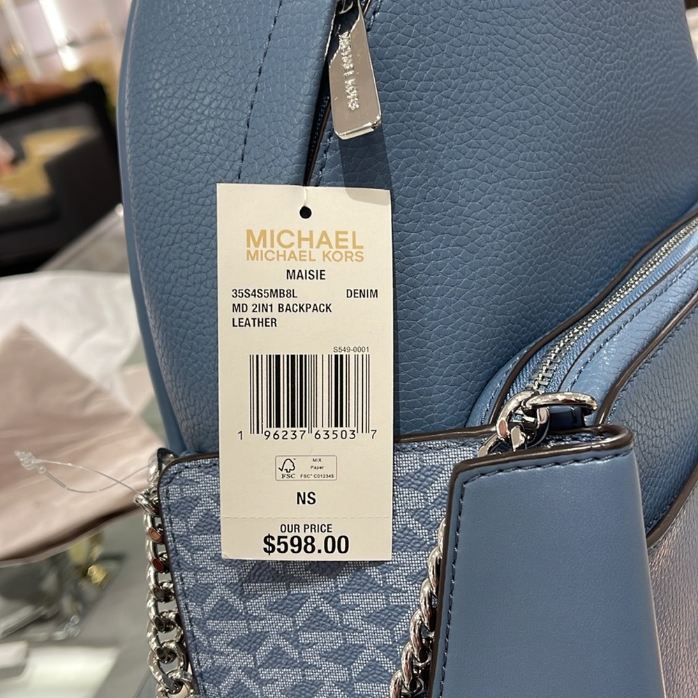 MICHAEL KORS 
Maisie Medium Pebbled Leather 2-in-1 Backpack
Denim 
NWT - Picture 16 of 16
